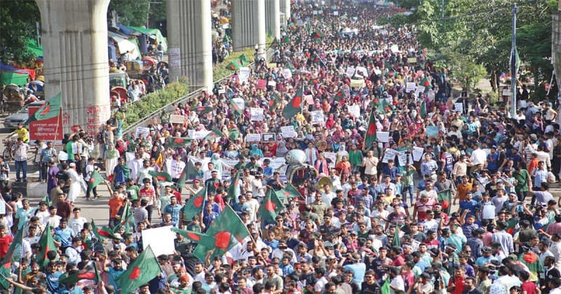 বাংলা ব্লকেড মোড়ে মোড়ে শিক্ষার্থীদের অবস্থান