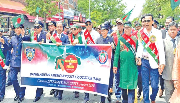 বাংলাদেশ ডে প্যারেড অনুষ্ঠিত;কমিউনিটির প্রশংসায় মেয়র অ্যাডামস